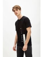Hoodloom T-shirt με Τύπωμα Κάθετο Five Dots